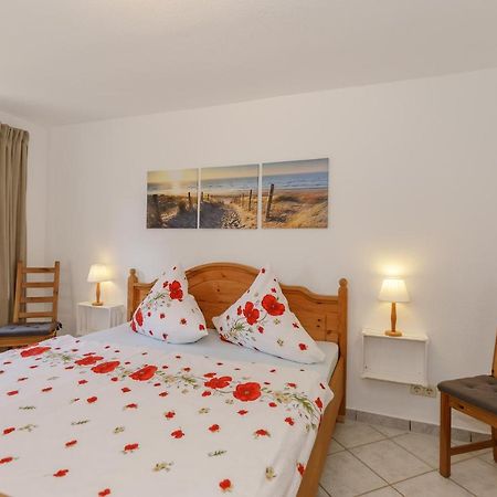 Ferienwohnungen Becker "Sonne & Meer" Und "Strandliebe" Kuehlungsborn Ngoại thất bức ảnh