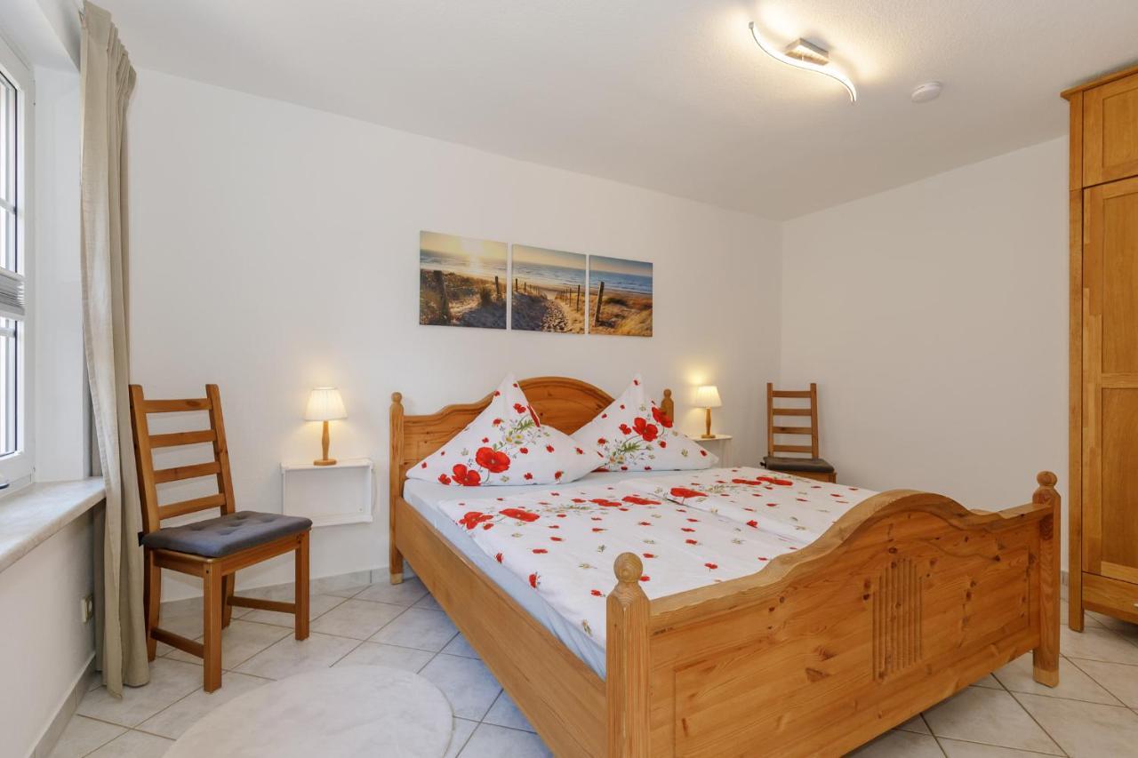 Ferienwohnungen Becker "Sonne & Meer" Und "Strandliebe" Kuehlungsborn Ngoại thất bức ảnh
